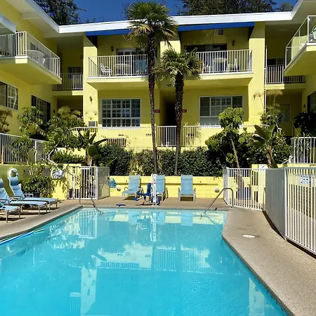 Magic Castle Hotel-2
